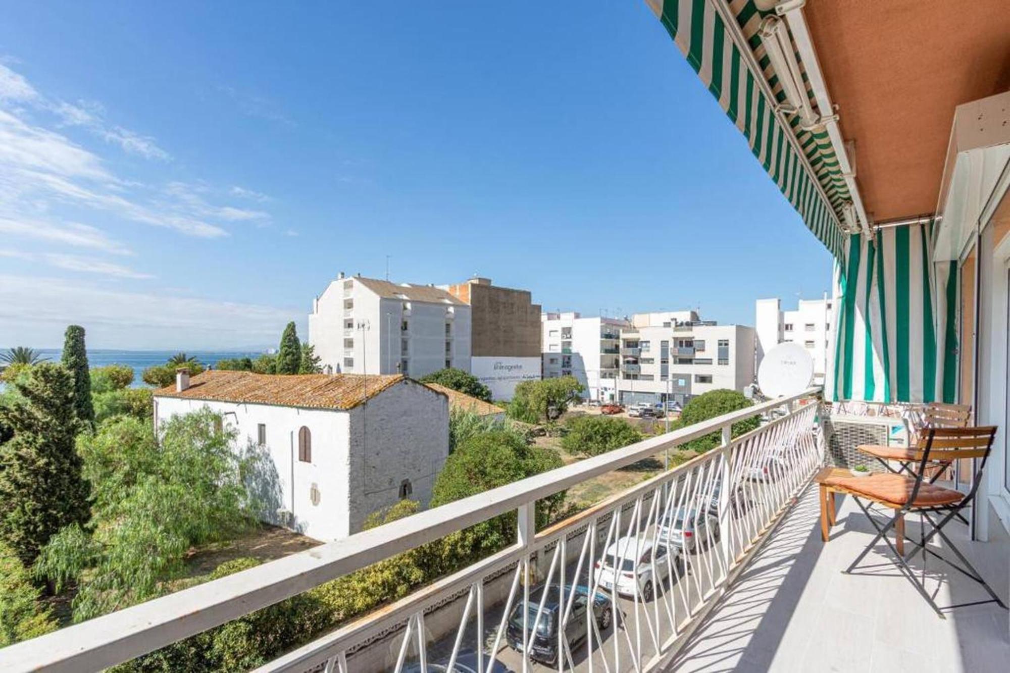 Apartamento Frente Al Mar Roses Exterior foto